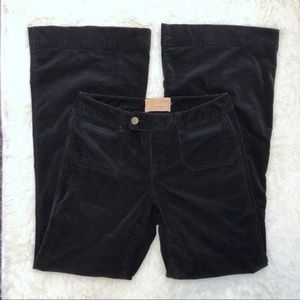 London Jean (VS) black velvet flare pants 6L